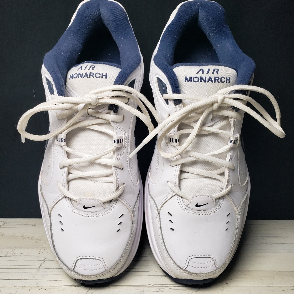 Nike Air Monarch (style 415445-102) in White/ Navy Blue Men's size 10 - Picture 9 of 15